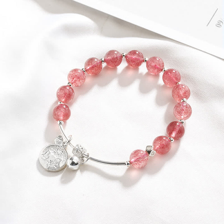 Bracelet pendentif clochette chat en perles de quartz fraise Olivenorma