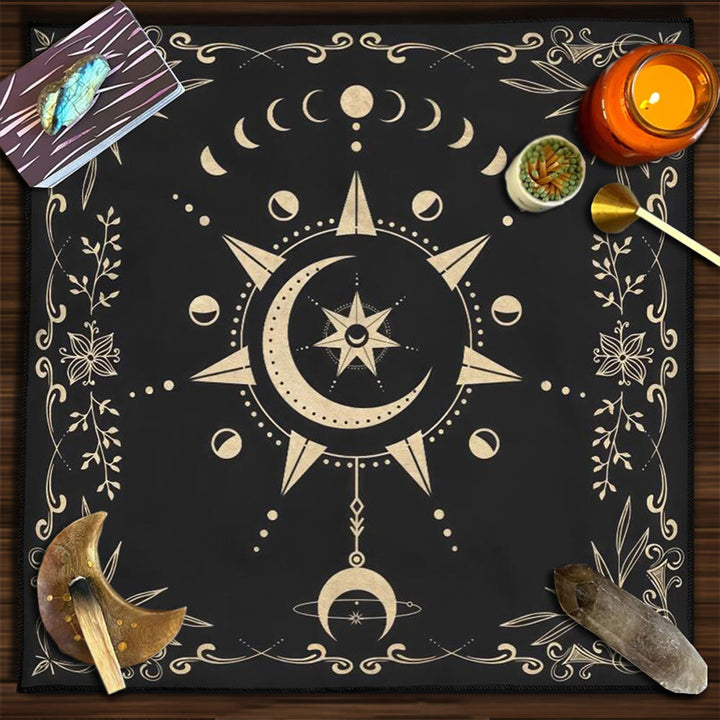 Nappe de tarot en tissu d'autel avec phases de lune dorées Olivenorma