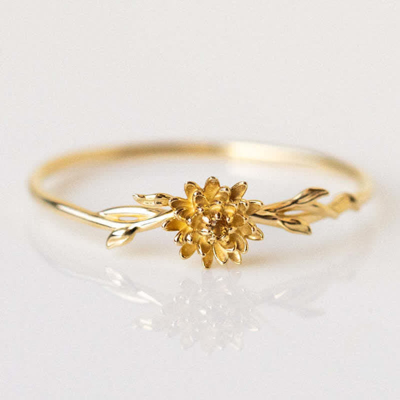 Bague en or avec fleur de naissance délicate Olivenorma