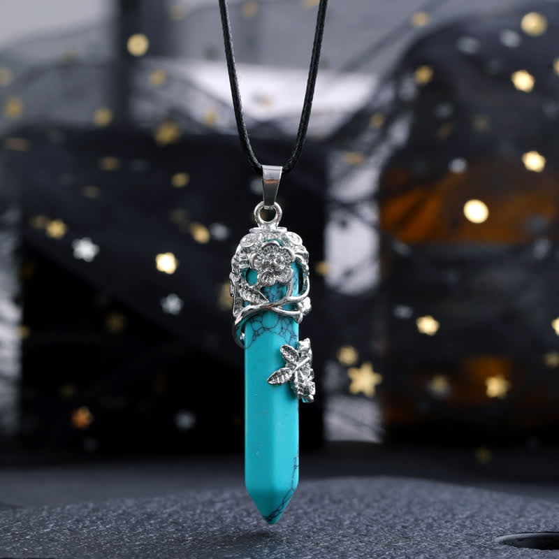 Collier avec pendentif en forme de colonne hexagonale en pierre de cristal Olivenorma