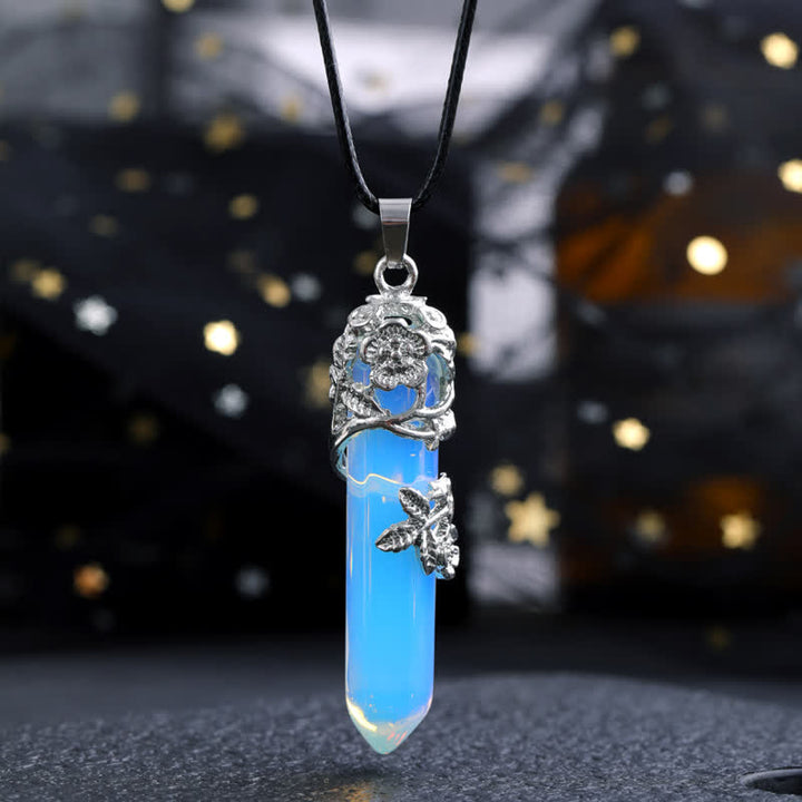 Collier avec pendentif en forme de colonne hexagonale en pierre de cristal Olivenorma