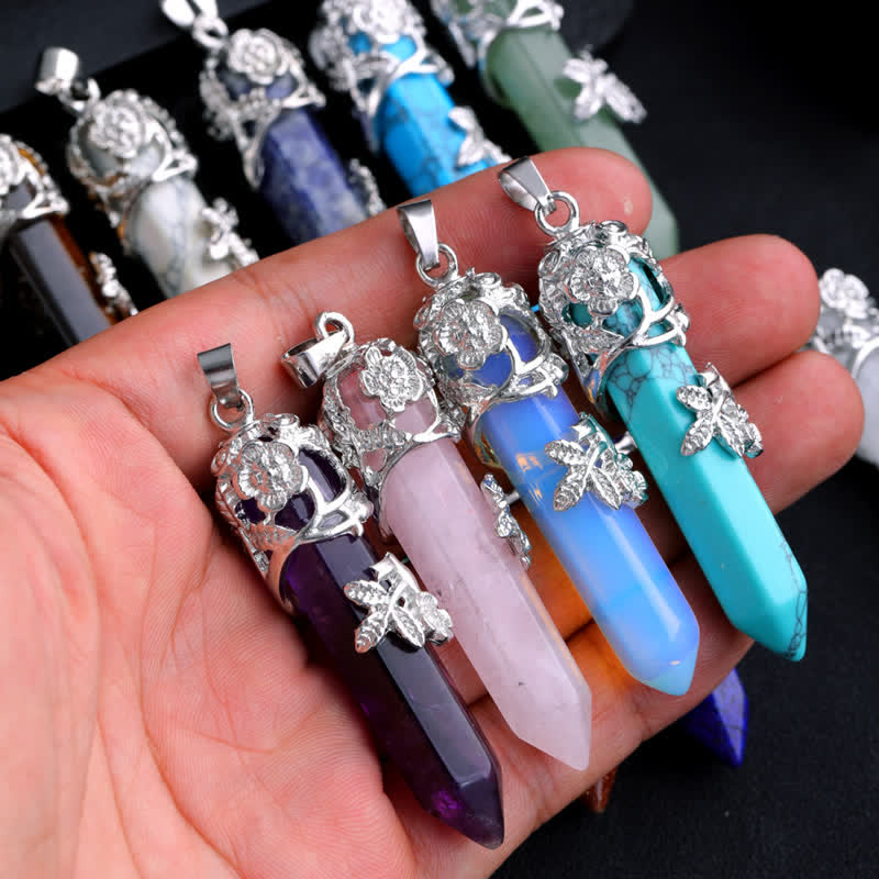 Collier avec pendentif en forme de colonne hexagonale en pierre de cristal Olivenorma