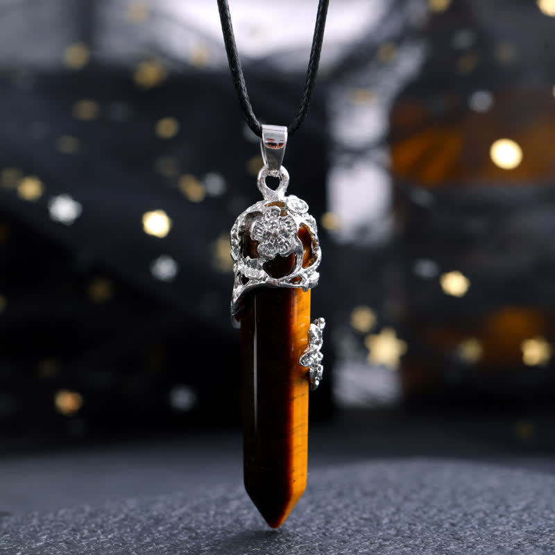 Collier avec pendentif en forme de colonne hexagonale en pierre de cristal Olivenorma