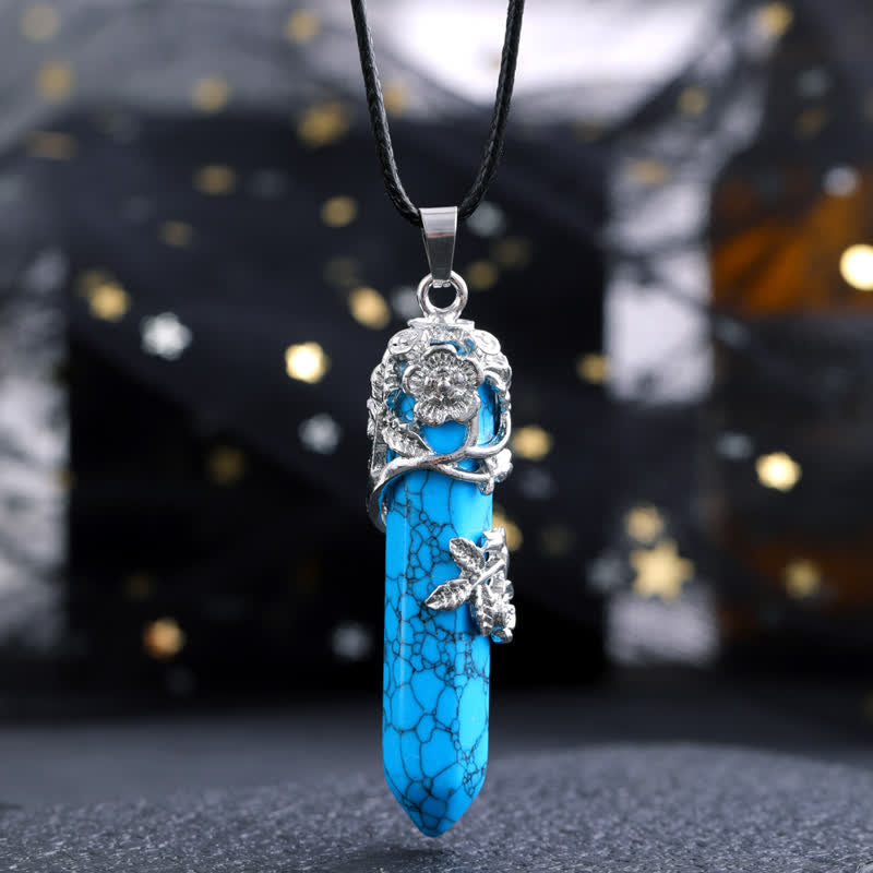 Collier avec pendentif en forme de colonne hexagonale en pierre de cristal Olivenorma