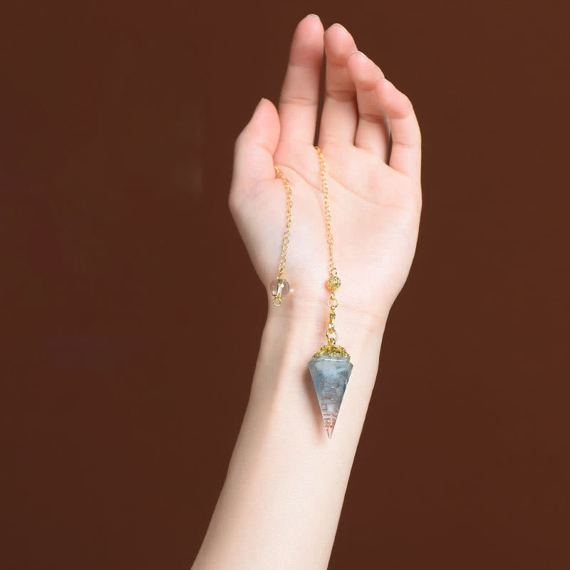 Pendule spirituelle pointue en cristal d'aigue-marine naturelle Olivenorma