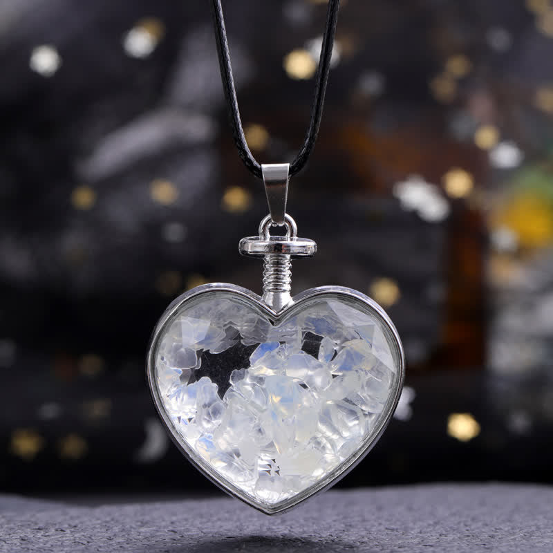 Collier pendentif coeur en verre avec gravier coloré naturel Olivenorma