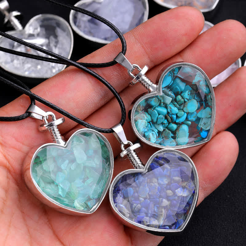 Collier pendentif coeur en verre avec gravier coloré naturel Olivenorma