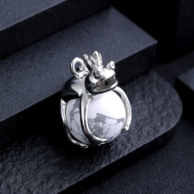 Collier pendentif en pierre naturelle avec grenouille drôle Olivenorma