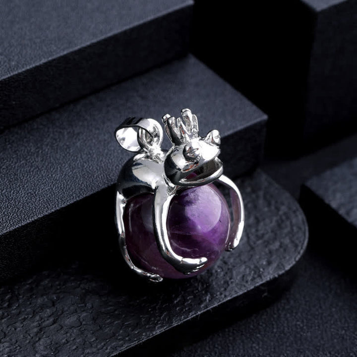 Collier pendentif en pierre naturelle avec grenouille drôle Olivenorma