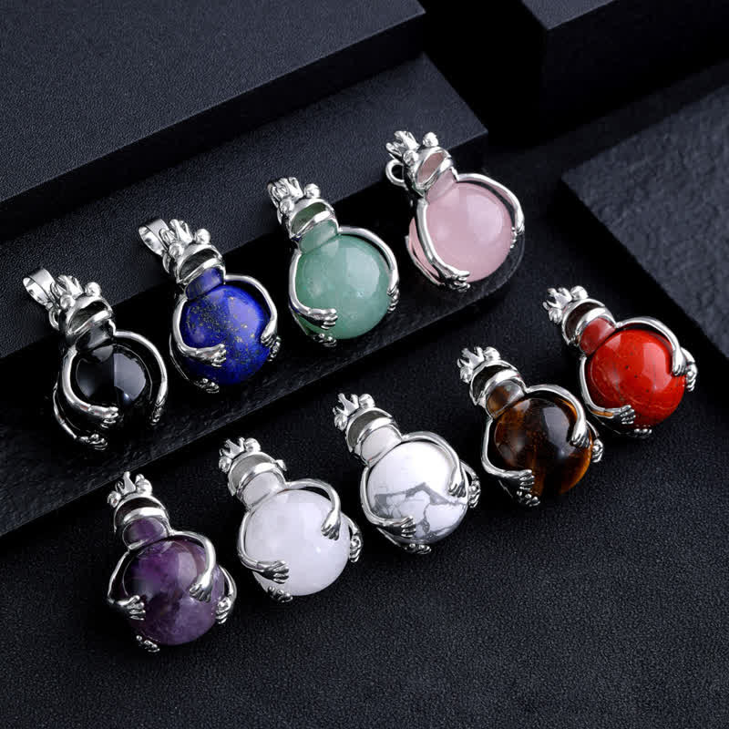 Collier pendentif en pierre naturelle avec grenouille drôle Olivenorma