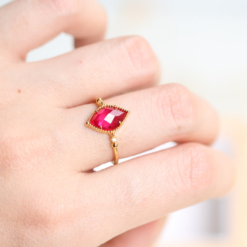 Ensemble de bijoux avec bague, boucles d'oreilles et collier en grenat naturel Olivenorma