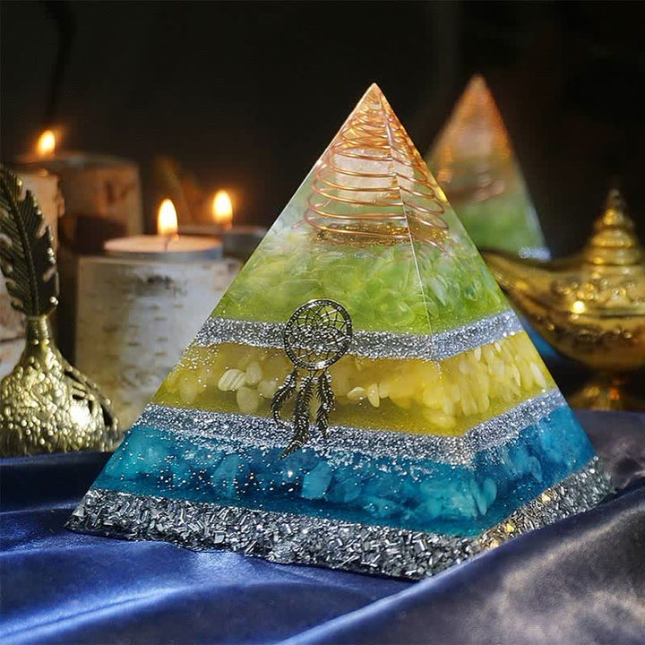 Pyramide d'orgone en pierre naturelle Olivenorma « Healing Dreams »