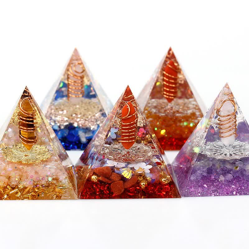 Pyramide d'orgone à prisme hexagonal en cristal naturel Olivenorma de 6 cm
