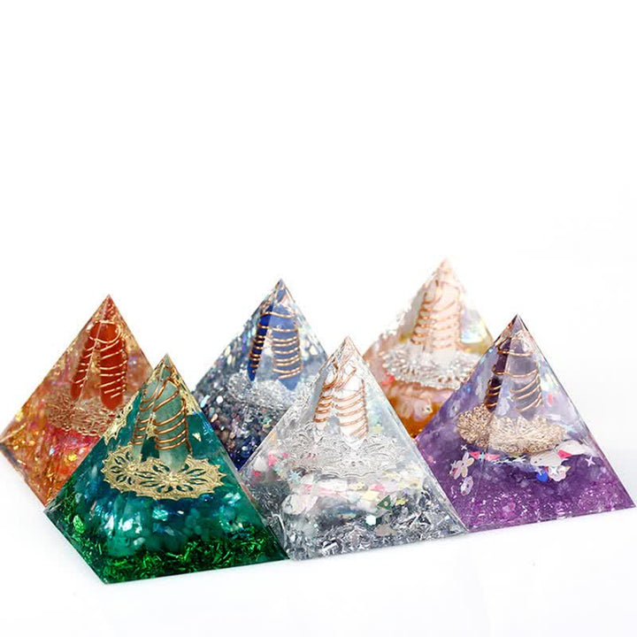 Pyramide d'orgone à prisme hexagonal en cristal naturel Olivenorma de 6 cm