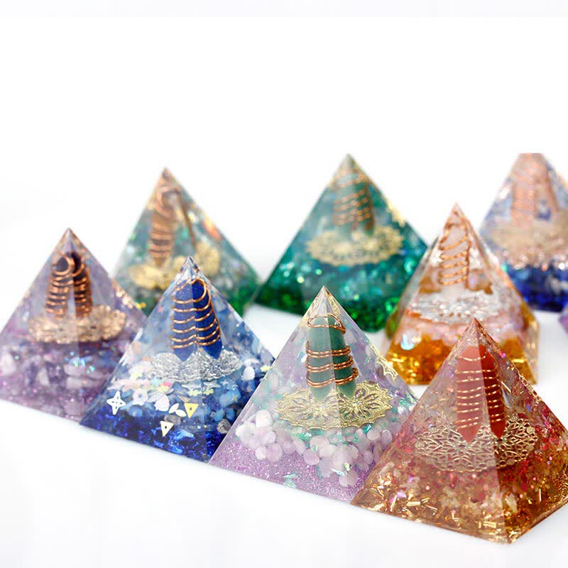 Pyramide d'orgone à prisme hexagonal en cristal naturel Olivenorma de 6 cm