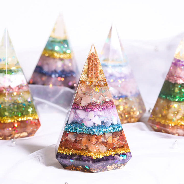 Pyramide polygonale orgone en pierre naturelle moulée en résine Olivenorma