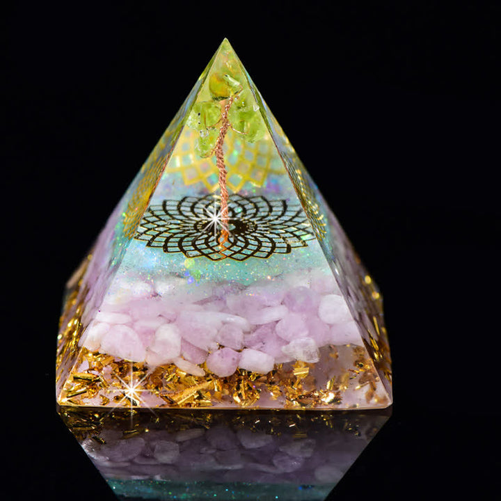 Pyramide d'orgone en pierre naturelle Olivenorma 6 cm Arbre de vie