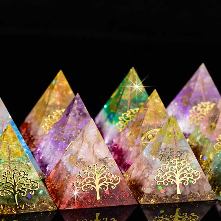 Pyramide d'orgone en pierre naturelle Olivenorma 6 cm Arbre de vie