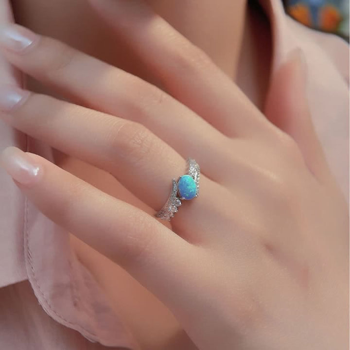 Bague ailes enveloppées en opale bleue naturelle Olivenorma