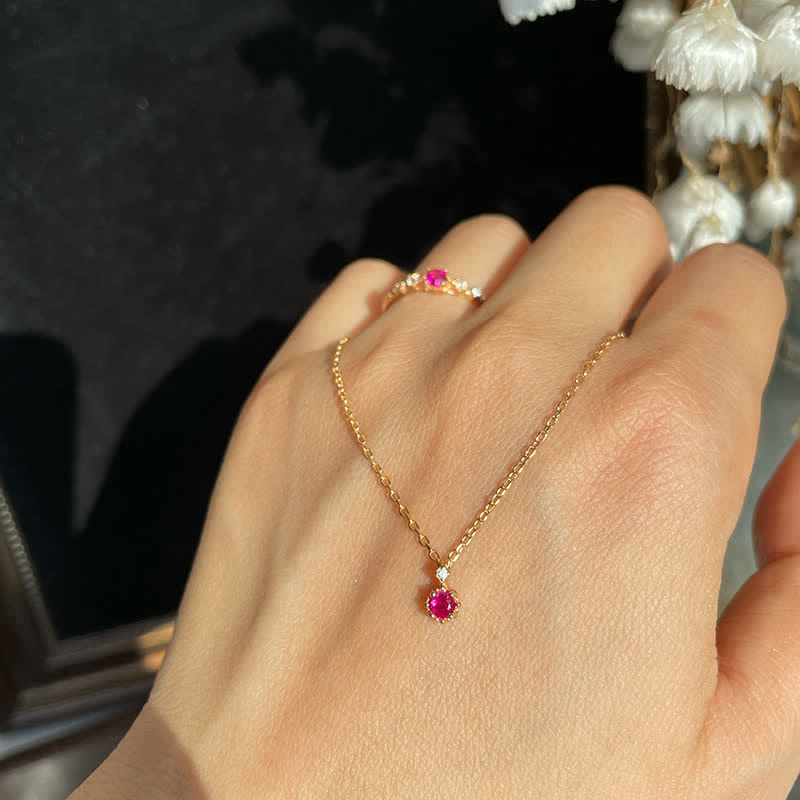 Collier et boucles d'oreilles en grenat délicat Olivenorma