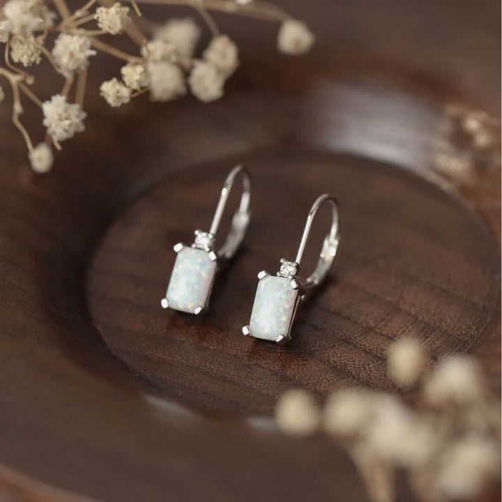 Boucles d'oreilles carrées en argent 925 avec opale Olivenorma
