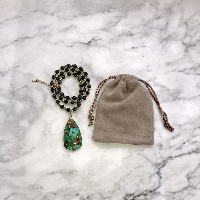 Collier chapelet avec pendentif en forme de goutte en pierre naturelle de l'empereur Olivenorma