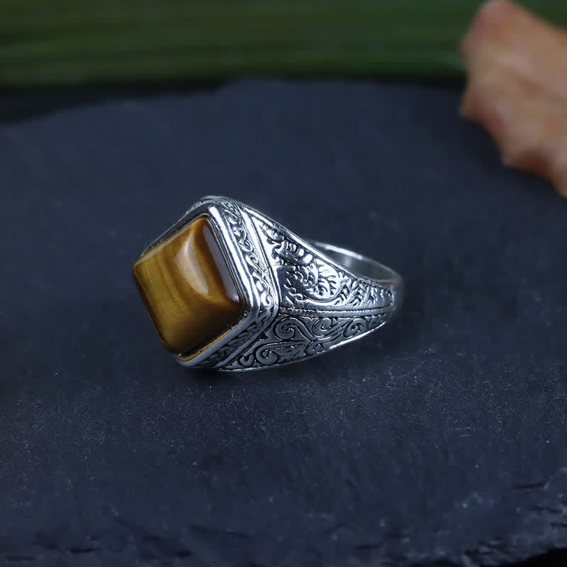 Bague homme en argent avec œil de tigre carré naturel Olivenorma