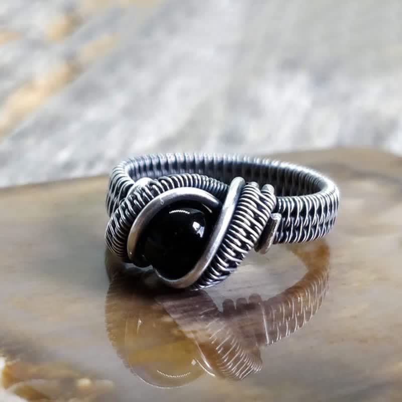 Bague pour homme avec fil enroulé en onyx noir Olivenorma