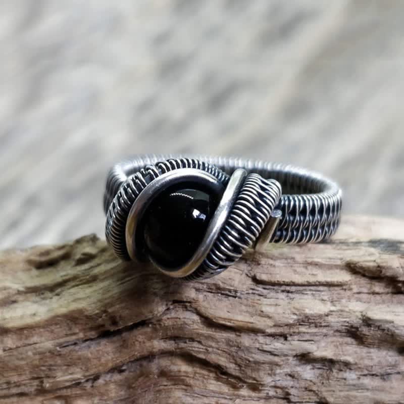 Bague pour homme avec fil enroulé en onyx noir Olivenorma