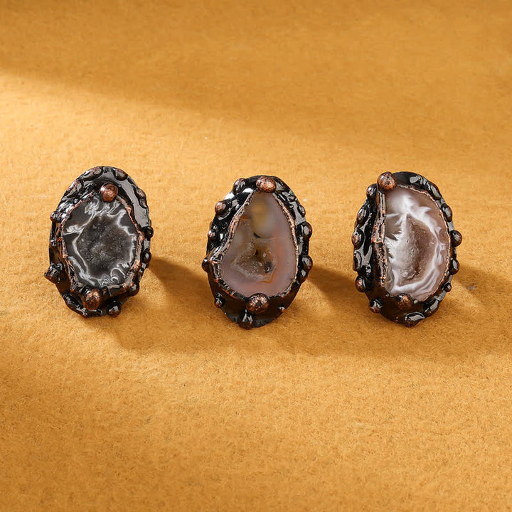 Bague ajustable en géode d'agate aléatoire naturelle Olivenorma