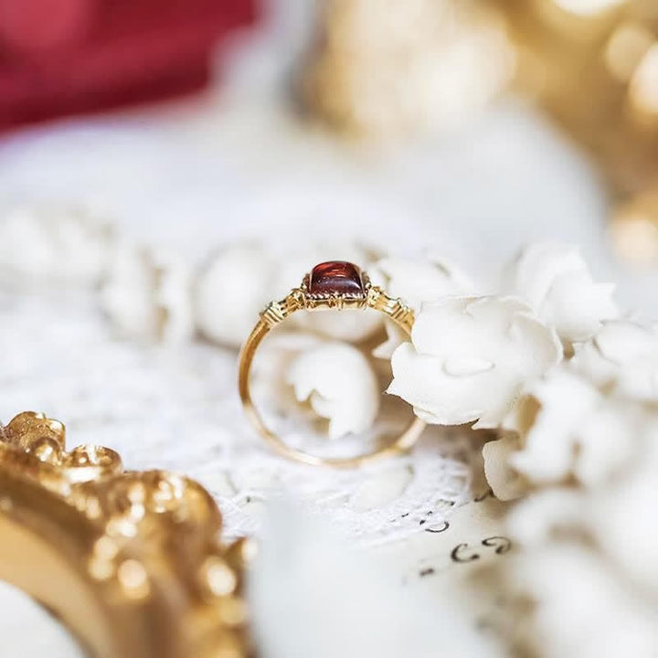 Bague fine carrée simple en ambre Olivenorma