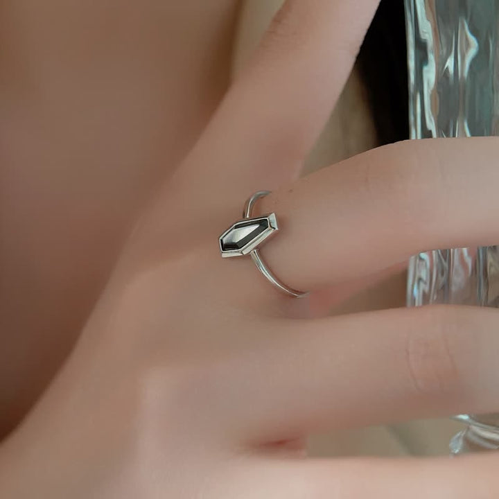 Bague cercueil en obsidienne naturelle de style sombre Olivenorma