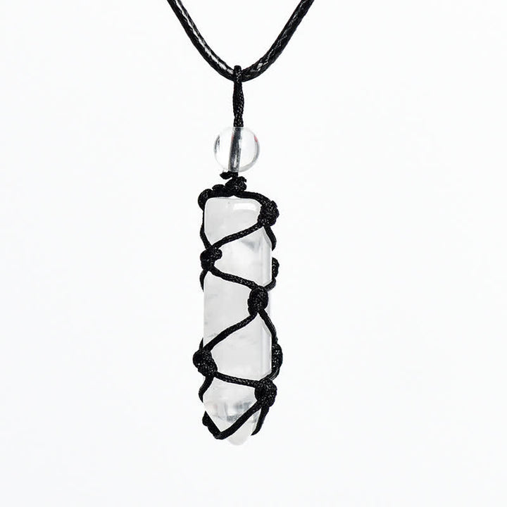 Collier pendentif en forme de nœud de sac en filet tissé à colonne de cristal Olivenorma