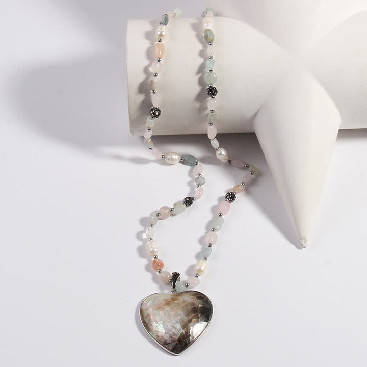 Collier pendentif en forme de cœur et de fleur en pierre naturelle Olivenorma