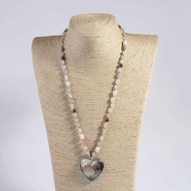 Collier pendentif en forme de cœur et de fleur en pierre naturelle Olivenorma