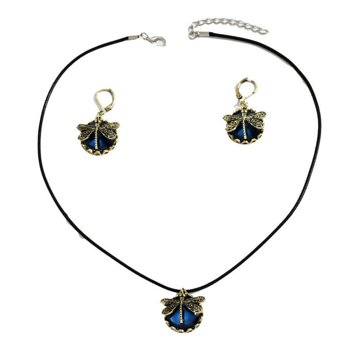 Ensemble de bijoux avec pendentif libellule en topaze bleue incrustée Olivenorma