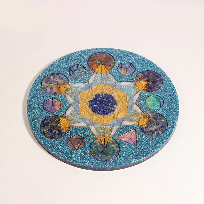 Gamme de cristaux de base de pyramides d'orgone de chakra en cristal naturel Olivenorma