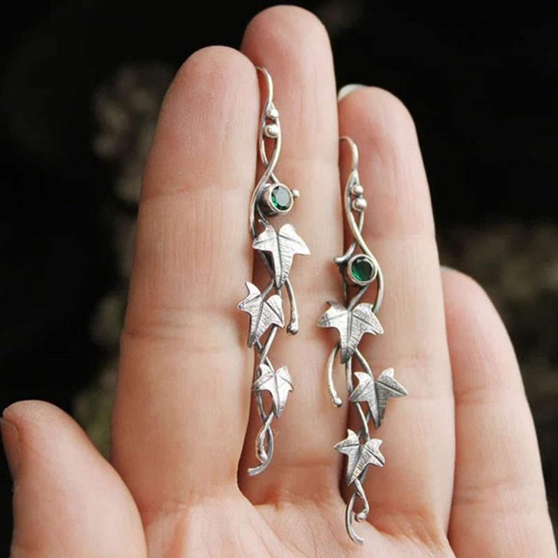 Boucles d'oreilles en forme de vigne incrustées de pierres précieuses authentiques Olivenorma