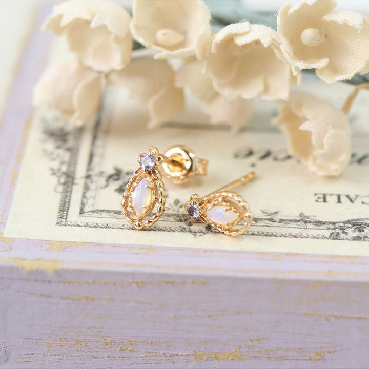 Ensemble de bijoux en pierres précieuses avec collier, bague et boucles d'oreilles en opale Olivenorma