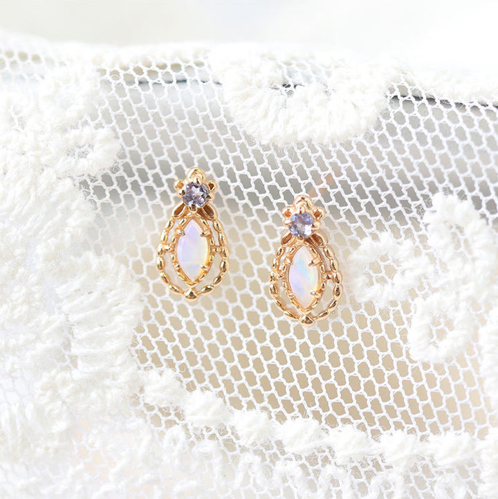 Ensemble de bijoux en pierres précieuses avec collier, bague et boucles d'oreilles en opale Olivenorma