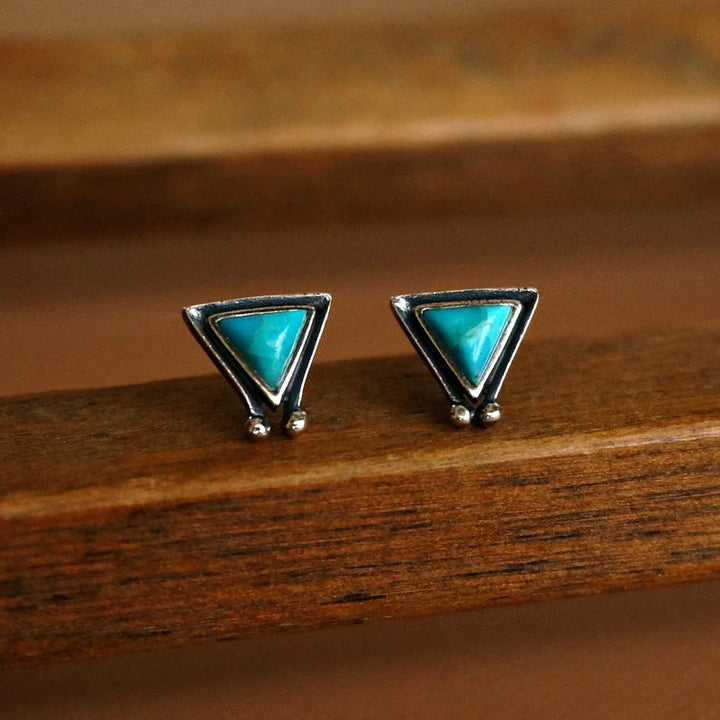 Boucles d'oreilles à tige en turquoise naturelle triangulaire Olivenorma