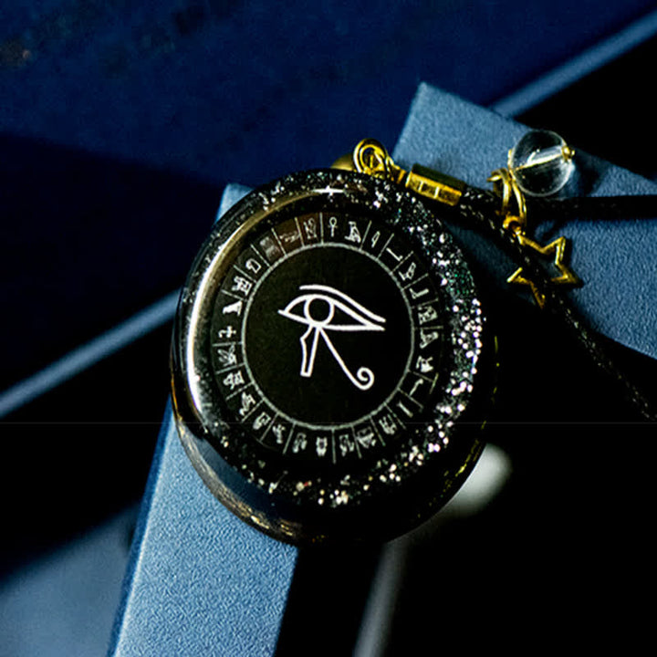 Collier d'énergie orgone en obsidienne avec œil d'Horus d'Olivenorma