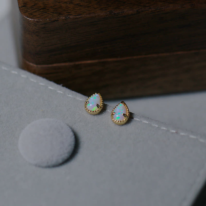 Collier avec pendentif en forme de goutte d'eau en opale naturelle Olivenorma