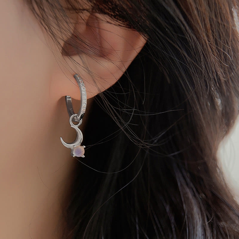 Boucles d'oreilles pendantes en pierre précieuse en forme de croissant de lune Olivenorma
