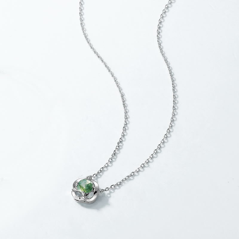 Collier avec pendentif en agate mousse Olivenorma et trèfle à quatre feuilles