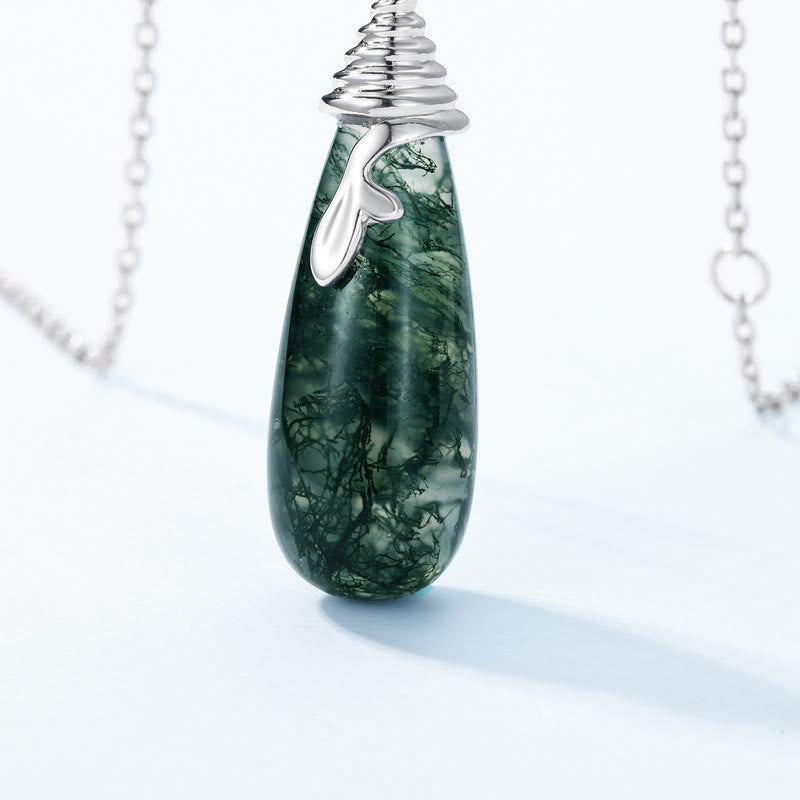 Collier avec pendentif en forme de goutte d'eau en agate mousse naturelle Olivenorma