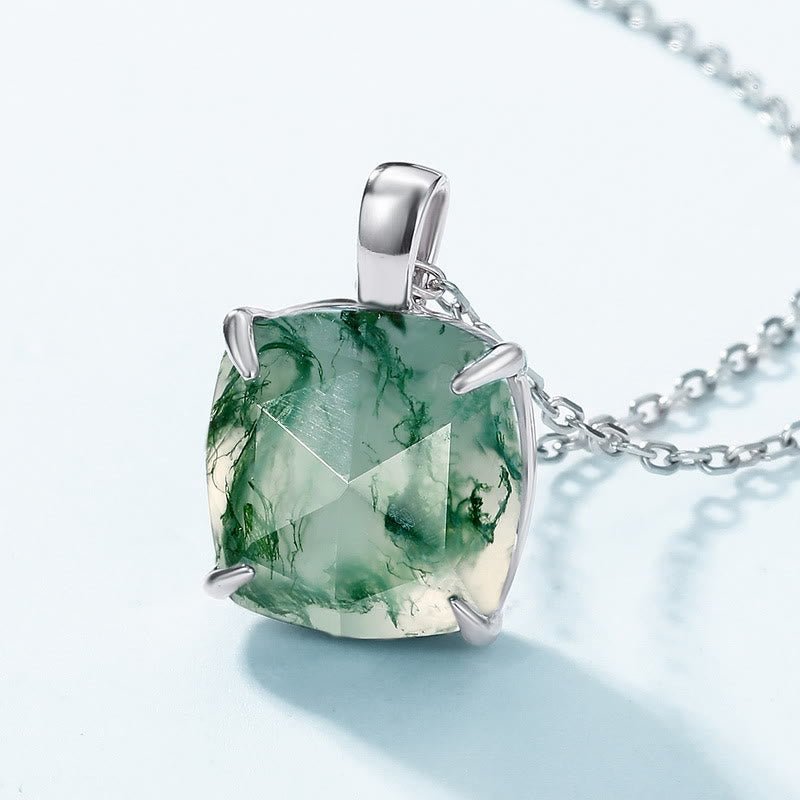 Collier pendentif en forme de cube de sucre en agate mousse Olivenorma