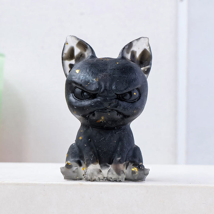 Décoration en pierre précieuse bouledogue à expression sérieuse en cristal époxy Olivenorma