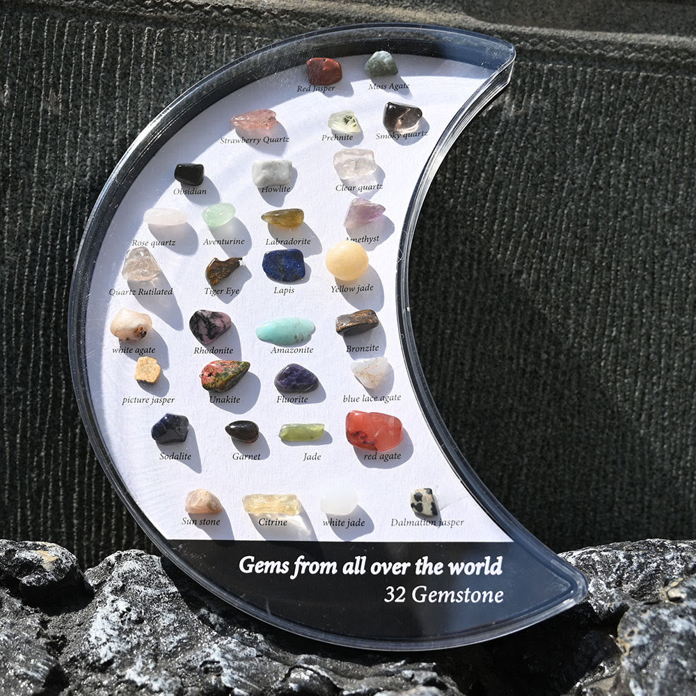 Ensemble de 32 spécimens minéraux de lune Olivenorma