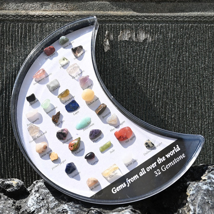 Ensemble de 32 spécimens minéraux de lune Olivenorma